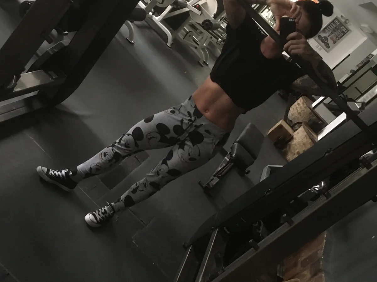 Edzés közben – dinamikus pillanat